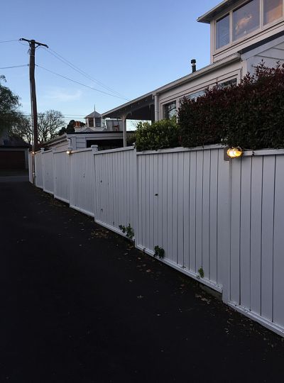 fence lighting.jpg